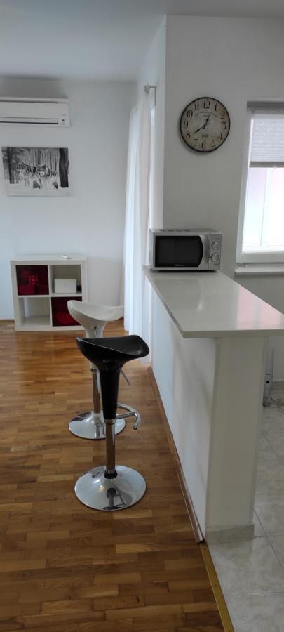 Apartman Eli روفينج المظهر الخارجي الصورة