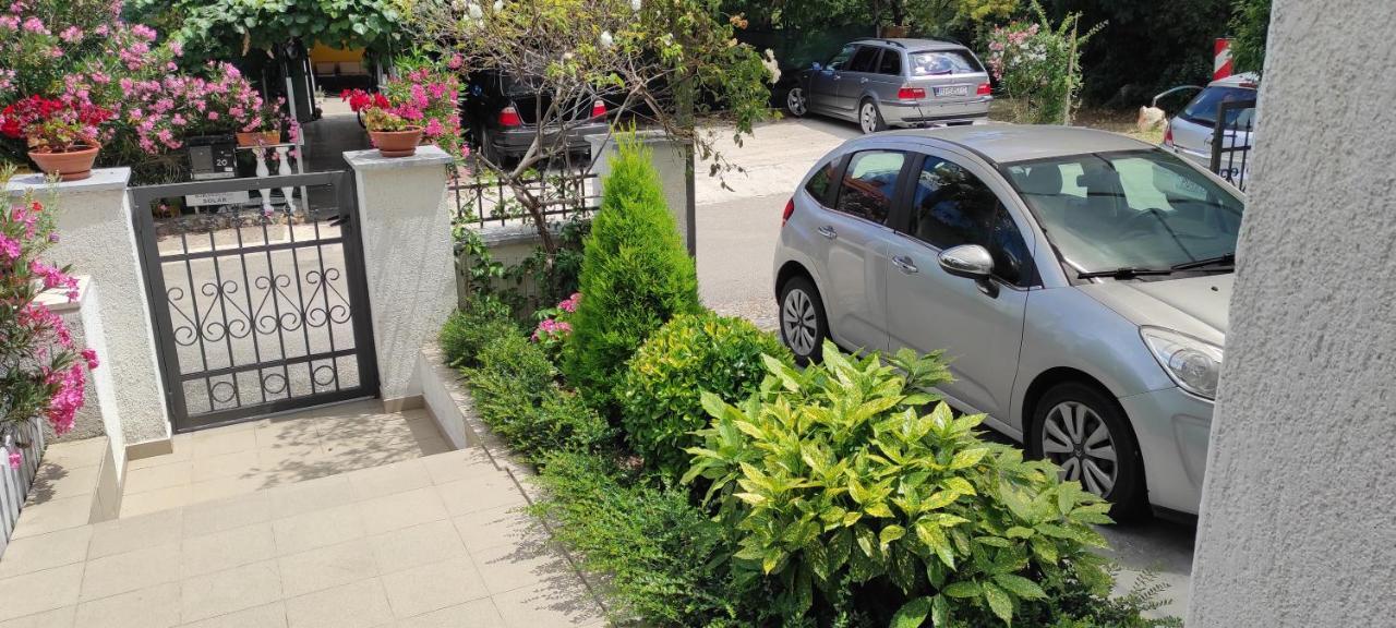 Apartman Eli روفينج المظهر الخارجي الصورة