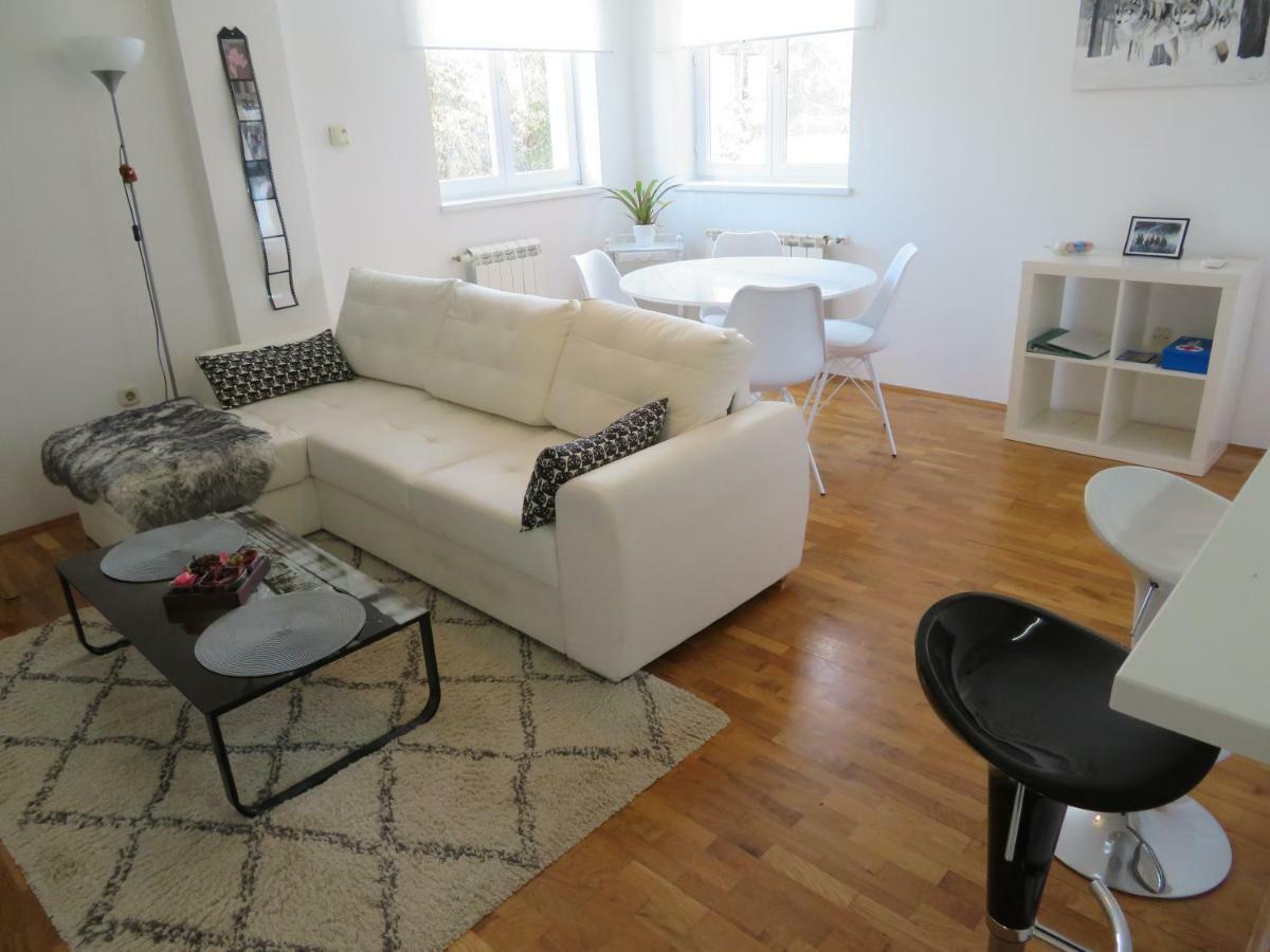 Apartman Eli روفينج المظهر الخارجي الصورة