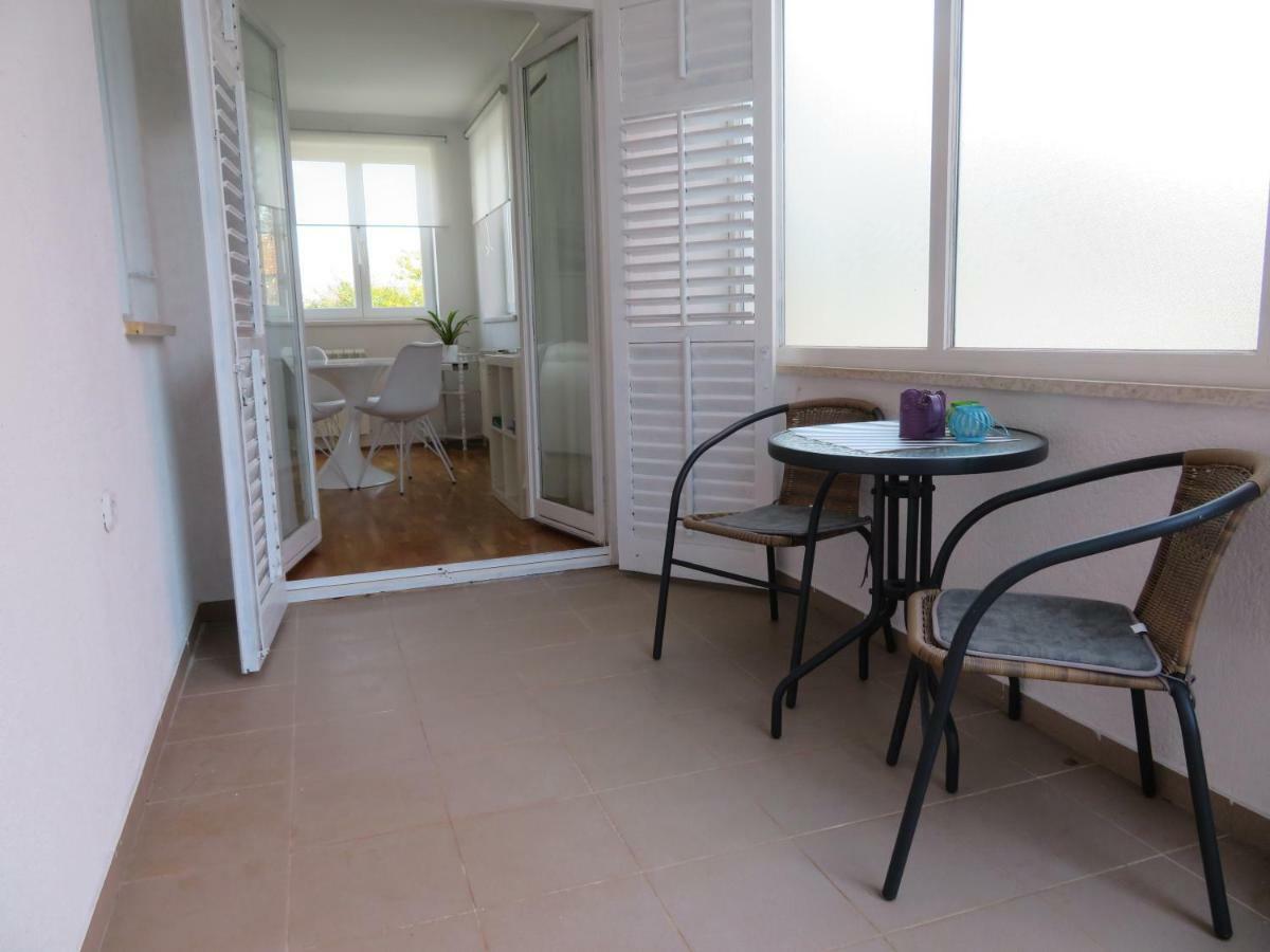 Apartman Eli روفينج المظهر الخارجي الصورة